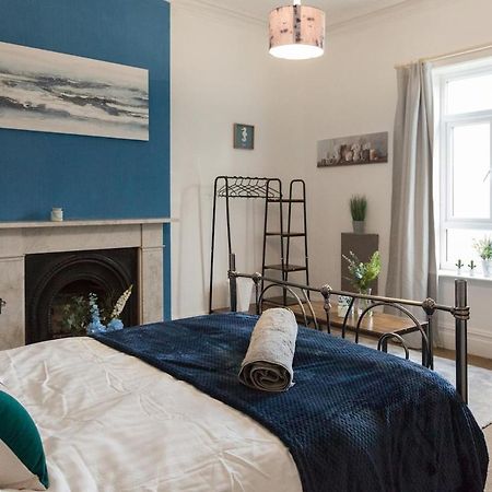 Victorian Elegance At Kingscliffe, Sleeps 17 Villa Манчестър Екстериор снимка