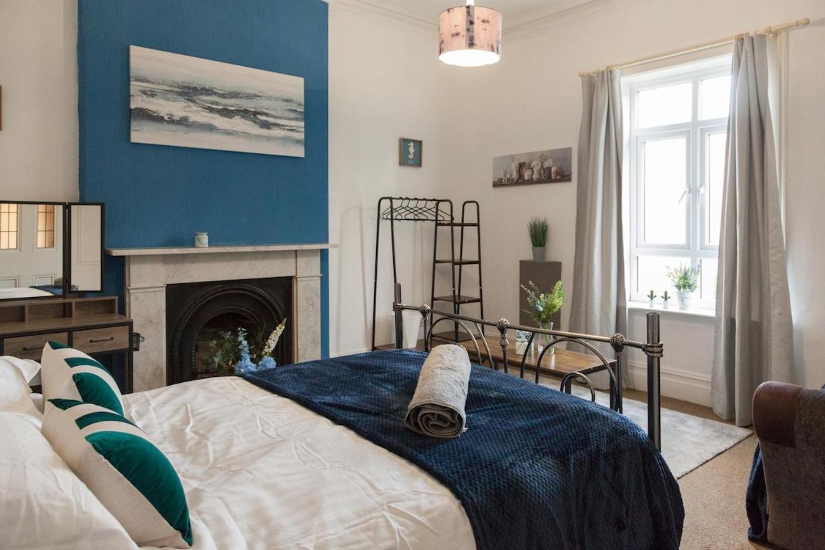 Victorian Elegance At Kingscliffe, Sleeps 17 Villa Манчестър Екстериор снимка