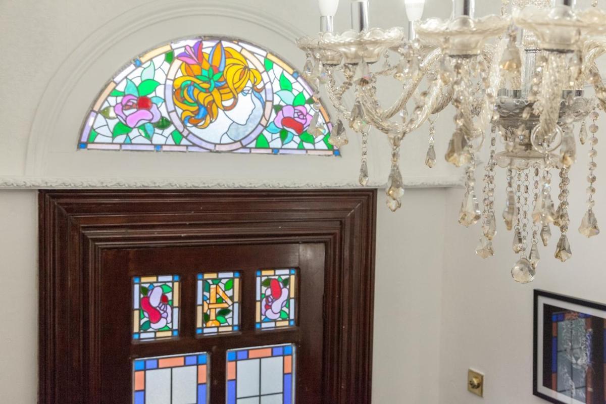 Victorian Elegance At Kingscliffe, Sleeps 17 Villa Манчестър Екстериор снимка